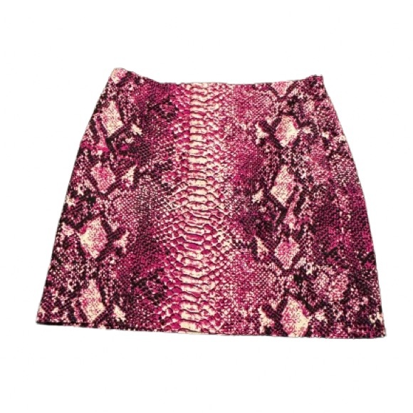 LOFT Dresses & Skirts - LOFT Purple, black  and Cream Snake Print Mini Skirt